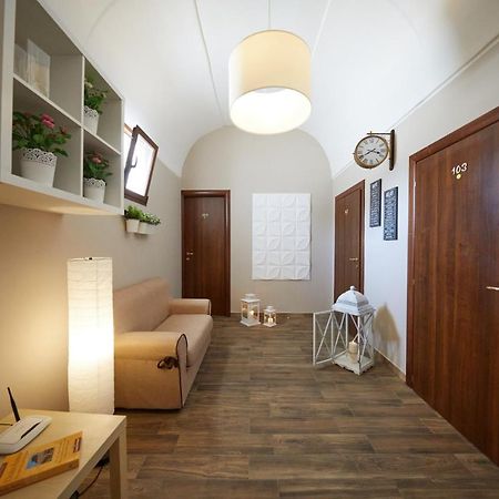 Le Terrazze B&B Pulsano Eksteriør billede