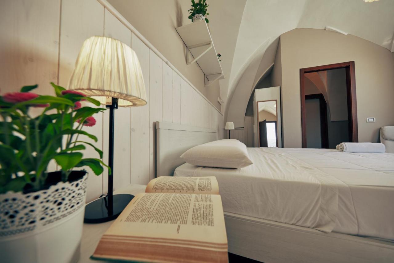 Le Terrazze B&B Pulsano Eksteriør billede