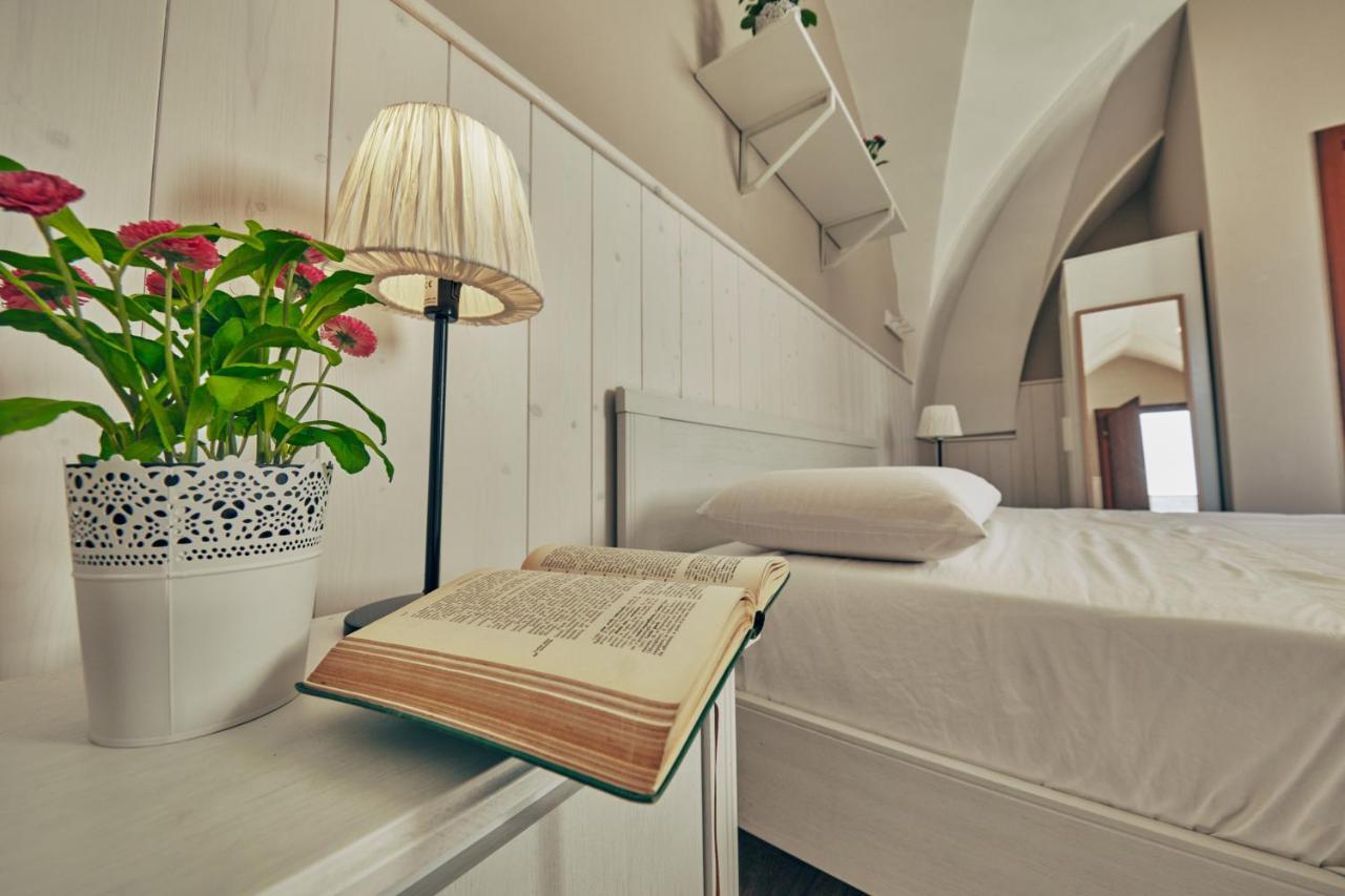 Le Terrazze B&B Pulsano Eksteriør billede