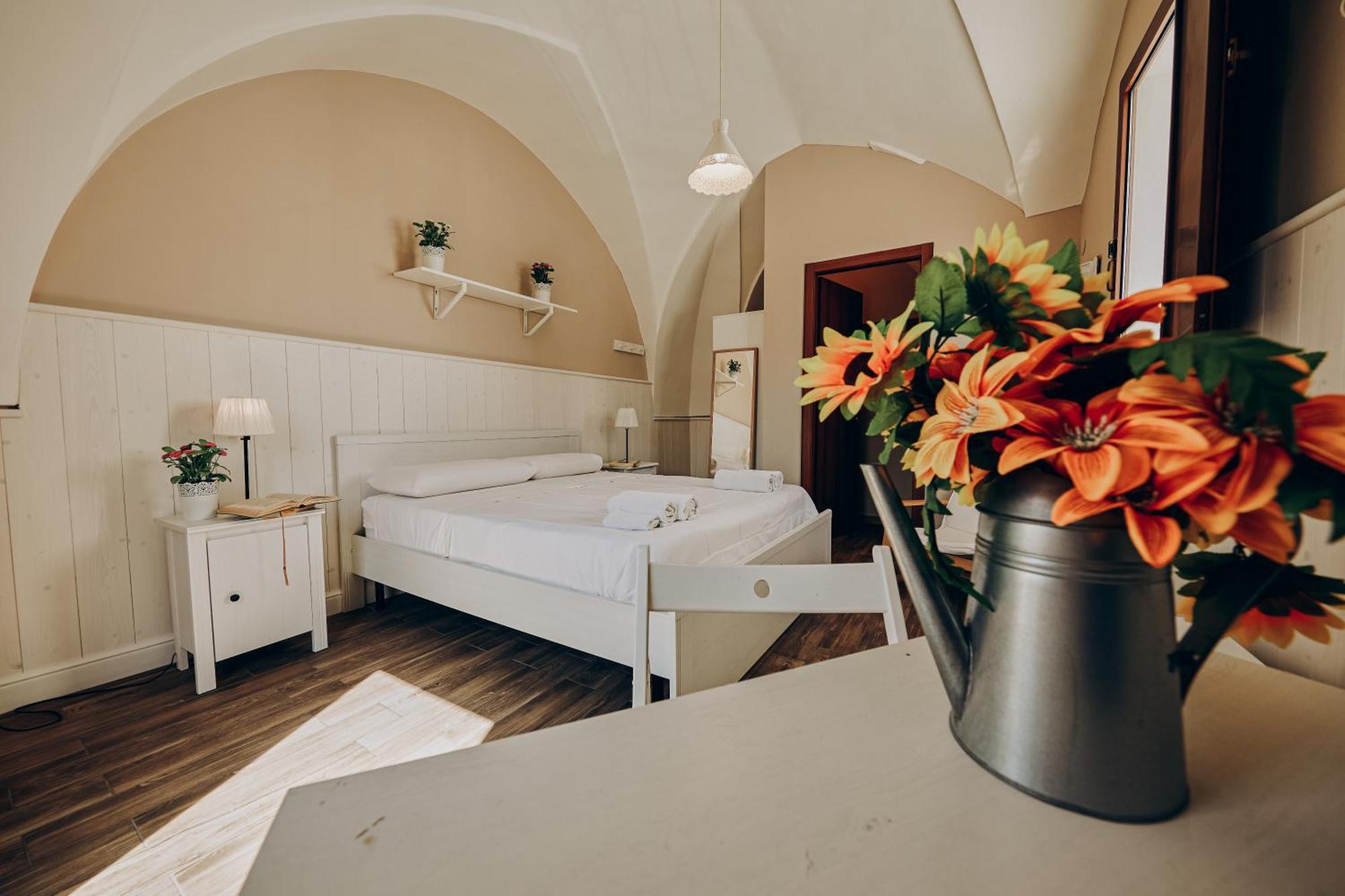 Le Terrazze B&B Pulsano Eksteriør billede