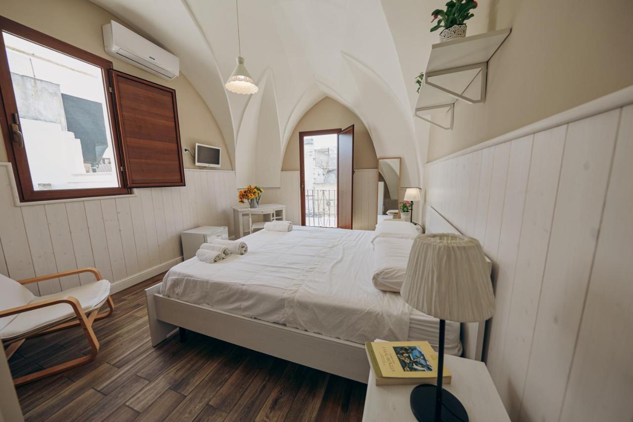 Le Terrazze B&B Pulsano Eksteriør billede