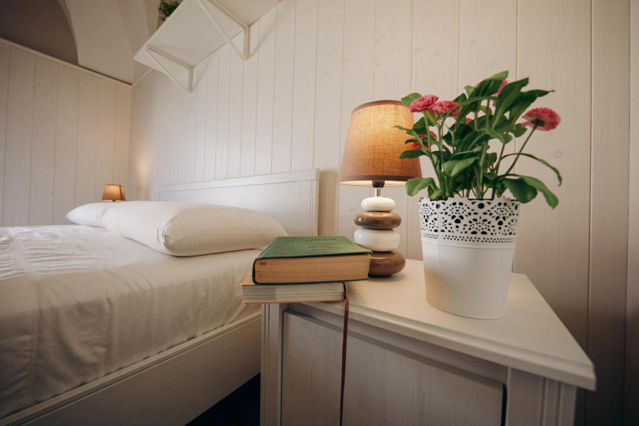 Le Terrazze B&B Pulsano Eksteriør billede