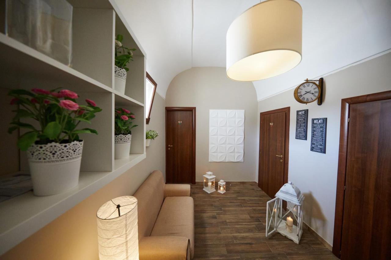 Le Terrazze B&B Pulsano Eksteriør billede